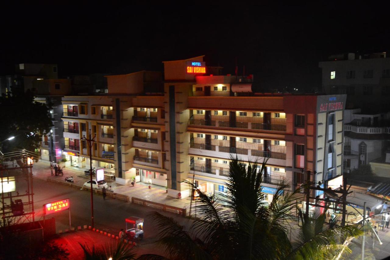 Hotel Sai Vishwa シルディ エクステリア 写真